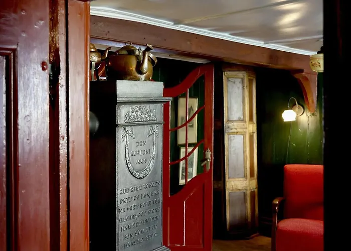 Aeroskobings Aeldste Hus - Eksklusiv I Historiske Rammer Сasa de vacaciones *